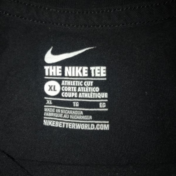 Nike - Picture 2 of 6